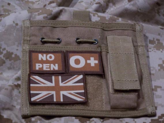 ID Patch Bloodgroup OD Green / Desert with Velcro Null Pos