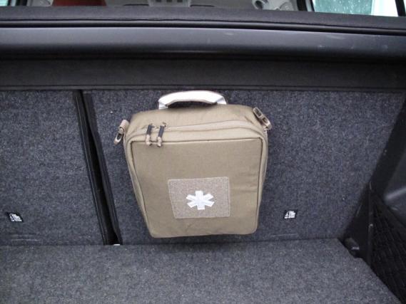 AUTOMOTIVE MED KIT POUCH