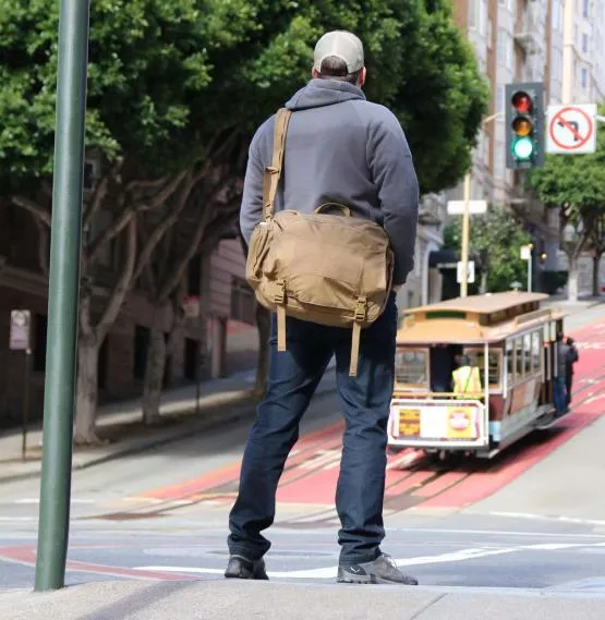 HELIKON-TEX URBAN COURIER BAG® MEDIUM COYOTE