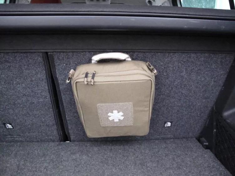 AUTOMOTIVE MED KIT POUCH AUTOMOTIVE MED KIT POUCH