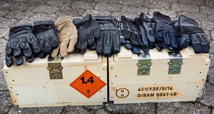 FACH-ZEITSCHRIFT TACTICAL GEAR 2017-01 FACH-ZEITSCHRIFT TACTICAL GEAR 2017-01