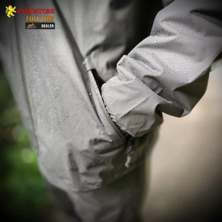 A10 RAIN PROTECT SHORT LIGHT SHELL JACKE OLIVE A10 RAIN PROTECT SHORT LIGHT SHELL JACKE OLIVE