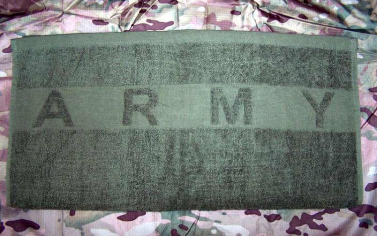 HANDTUCH FROTTEE ARMY OLIVE HANDTUCH FROTTEE ARMY OLIVE