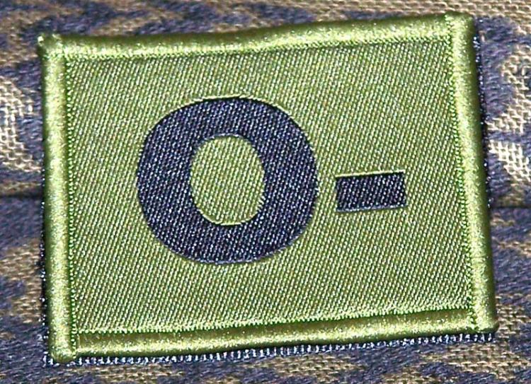 ID Patch Bloodgroup OD Green / Desert with Velcro Null Neg