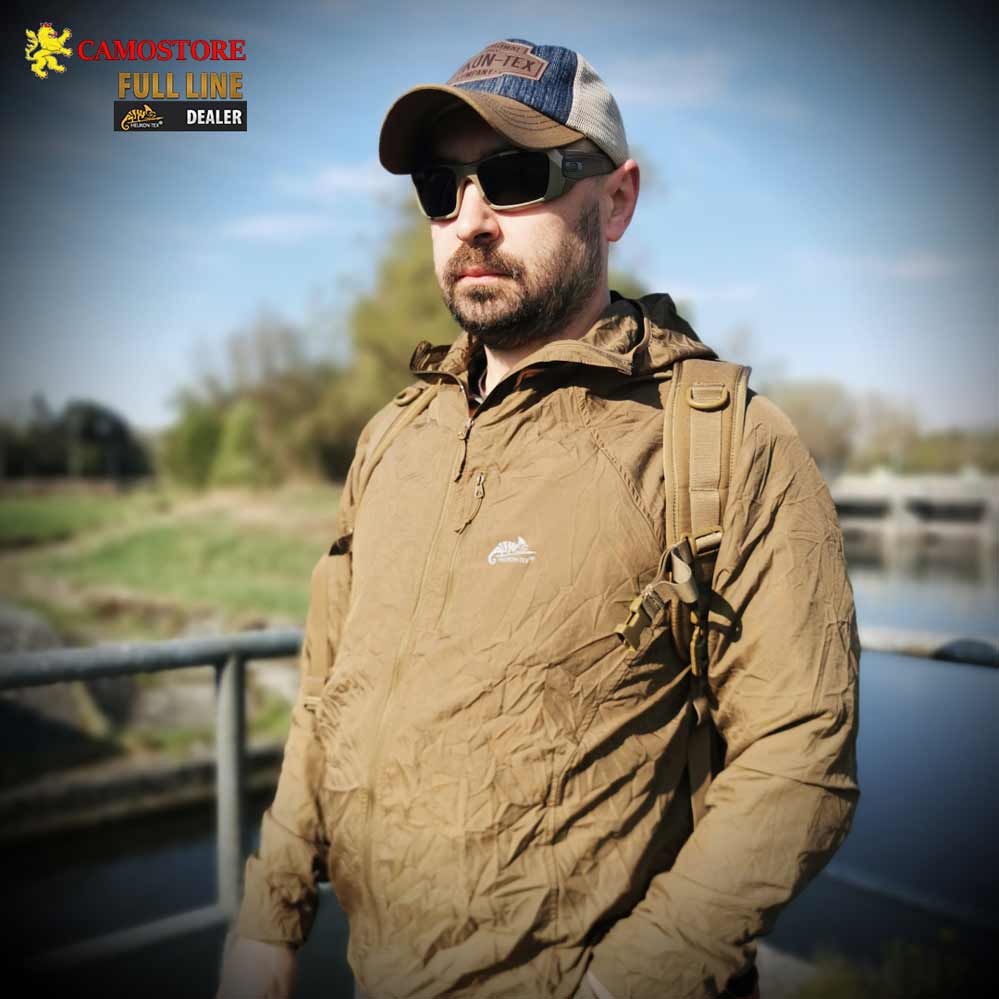 Helikon-Tex Tramontane leichter Windbraker Regenjacke bei Camostore kaufen